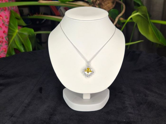 Sterling Silver Yellow Canary Cubic Zirconia Cushion Cut Pendant Necklace 7.12g