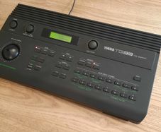 Yamaha TG33 Tone Generator
