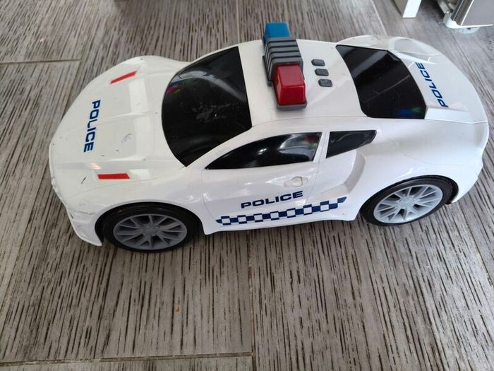 Police car