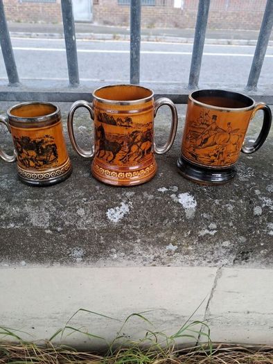 hunting scene mugs