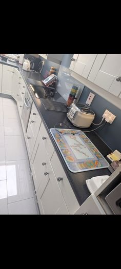 Ivory Shaker Style Kitchen For Sale