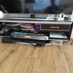 High Quality: AVF 1500 mm TV Stand for up to 70" TVs