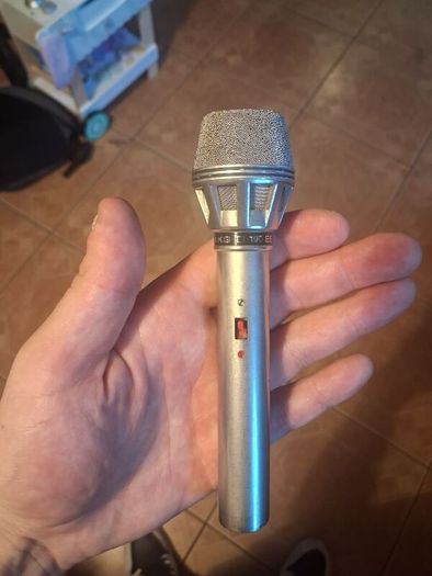 microphones