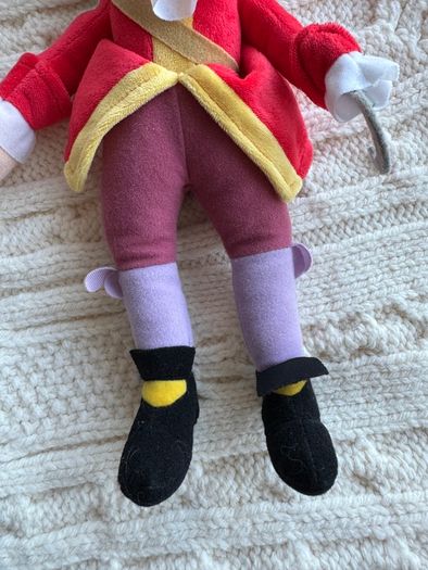Disney Junior Jake & The Neverland Pirates Captain Hook Plush Soft Posh Paws Used Please look at the pictures