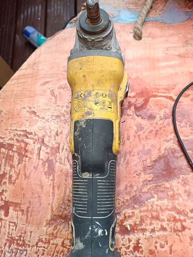 DeWalt angle grinder XR 18v