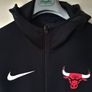 2017-2018 nike Chicago bulls full zip thermal fleece Size large Black polyester ptp 23" in excellent condition Image 3