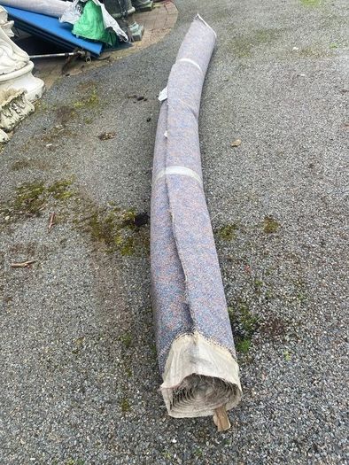 Roll of carpet new measurments in photos