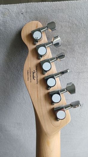 Squier Affinity Telecaster 3 Colour Sunburst Maple Neck