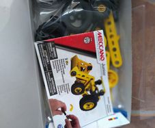 Building toys Meccano