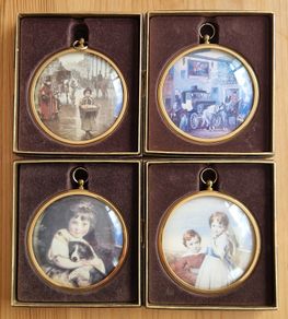 Vintage miniature pictures