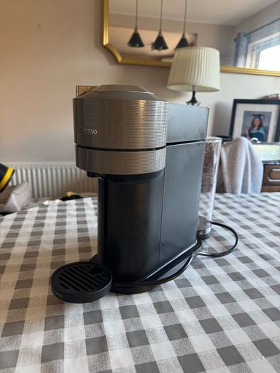 Nespresso Vertuo Next Machine