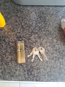 Lock cylinder & keys