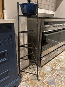 Cast Iron Pot Stand