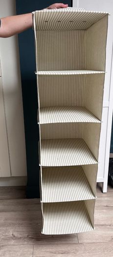 Hanging shelf organizer