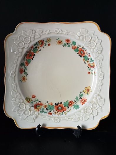 Rare Circa 1930' Crown Ducal Gainsborough  plate