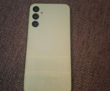 Samsung A24