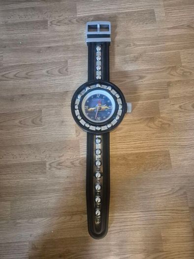 Large Clock Watch