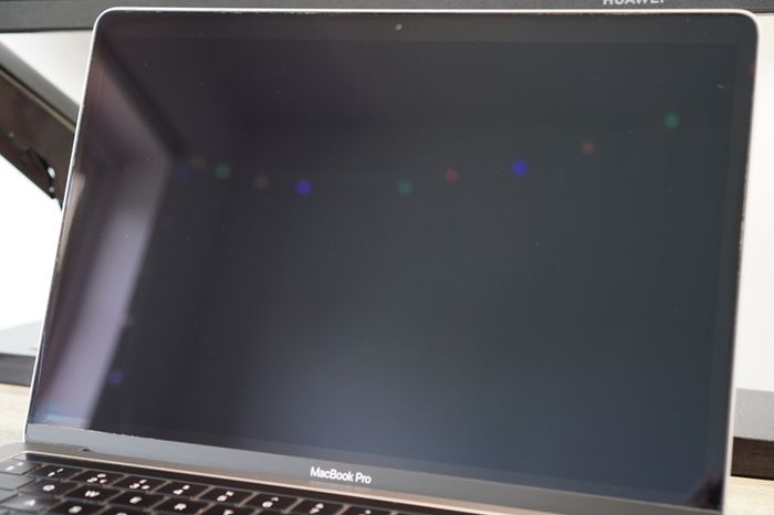 Apple MacBook Pro 13" (2019) | i5 2.4GHz | 16GB RAM | 4x Thunderbolt