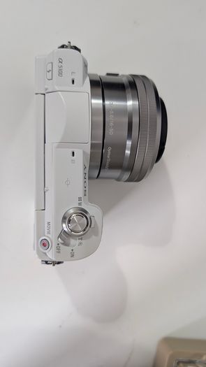 Sony A5100 Mirrorless Camera Body only Low shutter count
