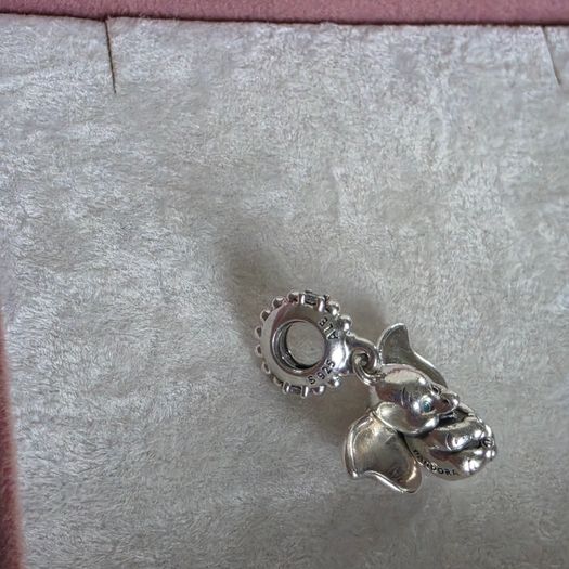 Pandora x Disney Dumbo dangle charm very good condition