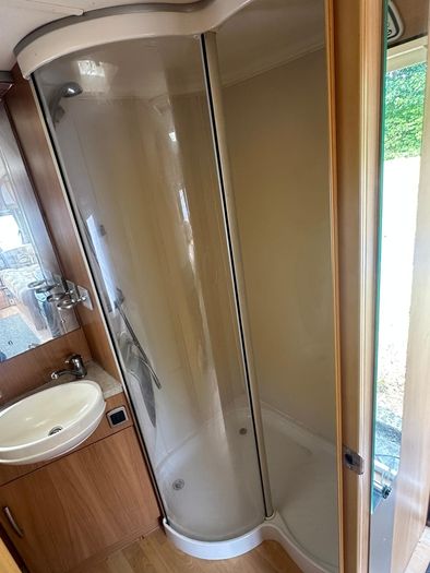 2012 swift challenger 480 2 berth