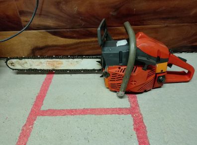 chainsaw