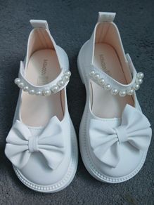 white girls shoes
