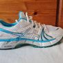 Asics gel kayano 18 sky blue/white Size 6.5 eu 40 in like new condition Image 8