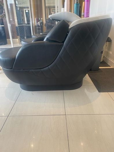 Super luxurious leather quilted massage back basins