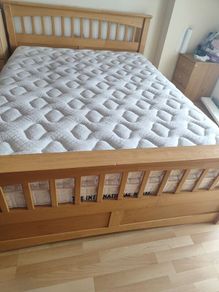 King size bed