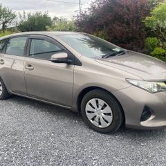 Toyota Auris terra 1.33 petrol manual