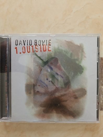 Bowie CD - Outside