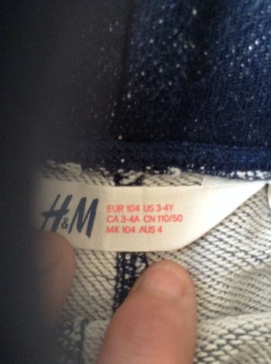 Boys H&M shorts like new age 3/4