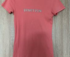Girls Benetton tshirt size 11/12