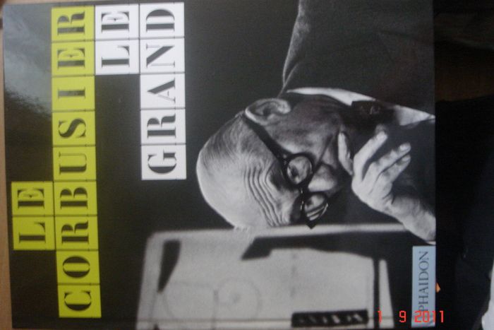 LE CORBUSIER LE GRANDE - PHAIDON- (in mint condition)