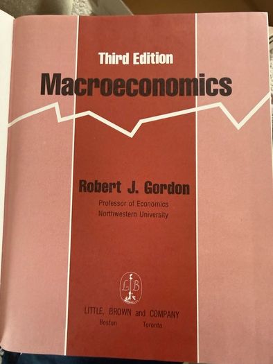 Macroeconomics by Robert J Gordon