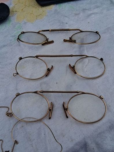 3 X Irish Gold Victorian Glasses