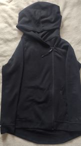 Nike Tech Fleece Asymmetric Hooded Cape  Black Size M