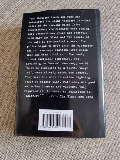 The Black and Tans by Richard Bennett 1995 hardback with dustcover in very good condition FREE STANDARD POSTAGE INCLUDED