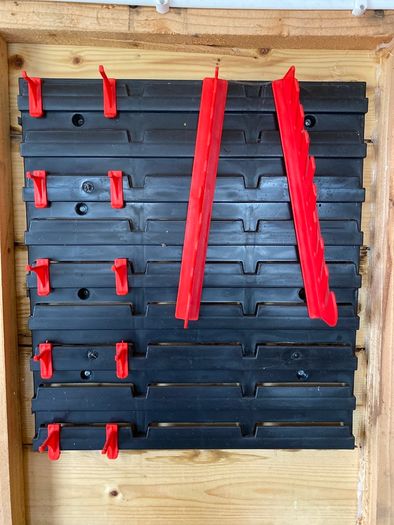 Plastic Wall Shed/Garage Tool or Wire Organiser