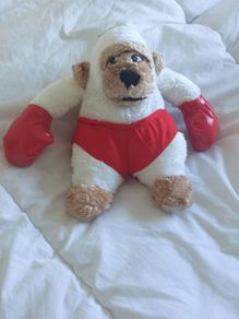 1980s vintage boxing gorilla by Grove