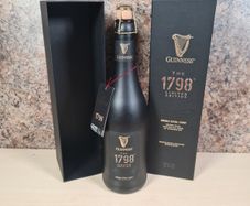 GUINNESS The 1798 limited Edition Double extra stout collectible beer bottle