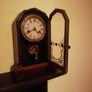 Antique Mantle Clock Image 5