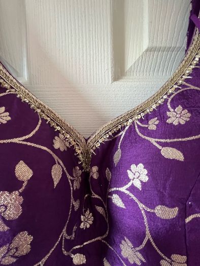 women Indian outfit