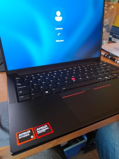 ThinkPad E14 Gen 7, Ryzen 5  220w, 16gb DDR5, 512gb Storage, battery over 8 hours,