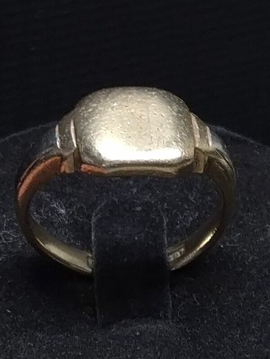 Antique 9ct Gold Birmingham Hallmarked Signet Ring Size 58.5