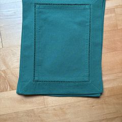 Placemats X 4 Cotton (Meadows and Byrne)