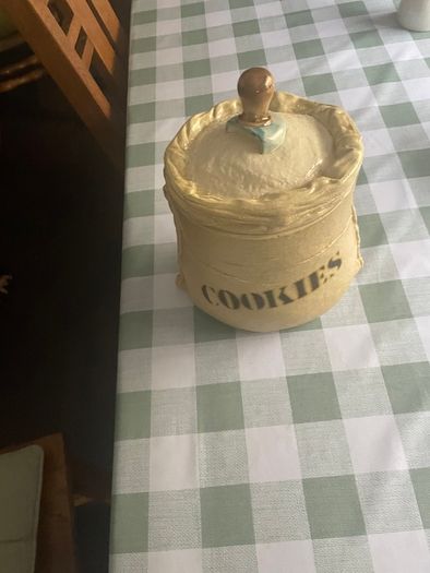 Cookie jar and dog bowls