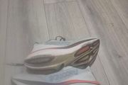 Saucony Endorphin Azura Crimson/ White