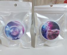 Pop Sockets Free Post